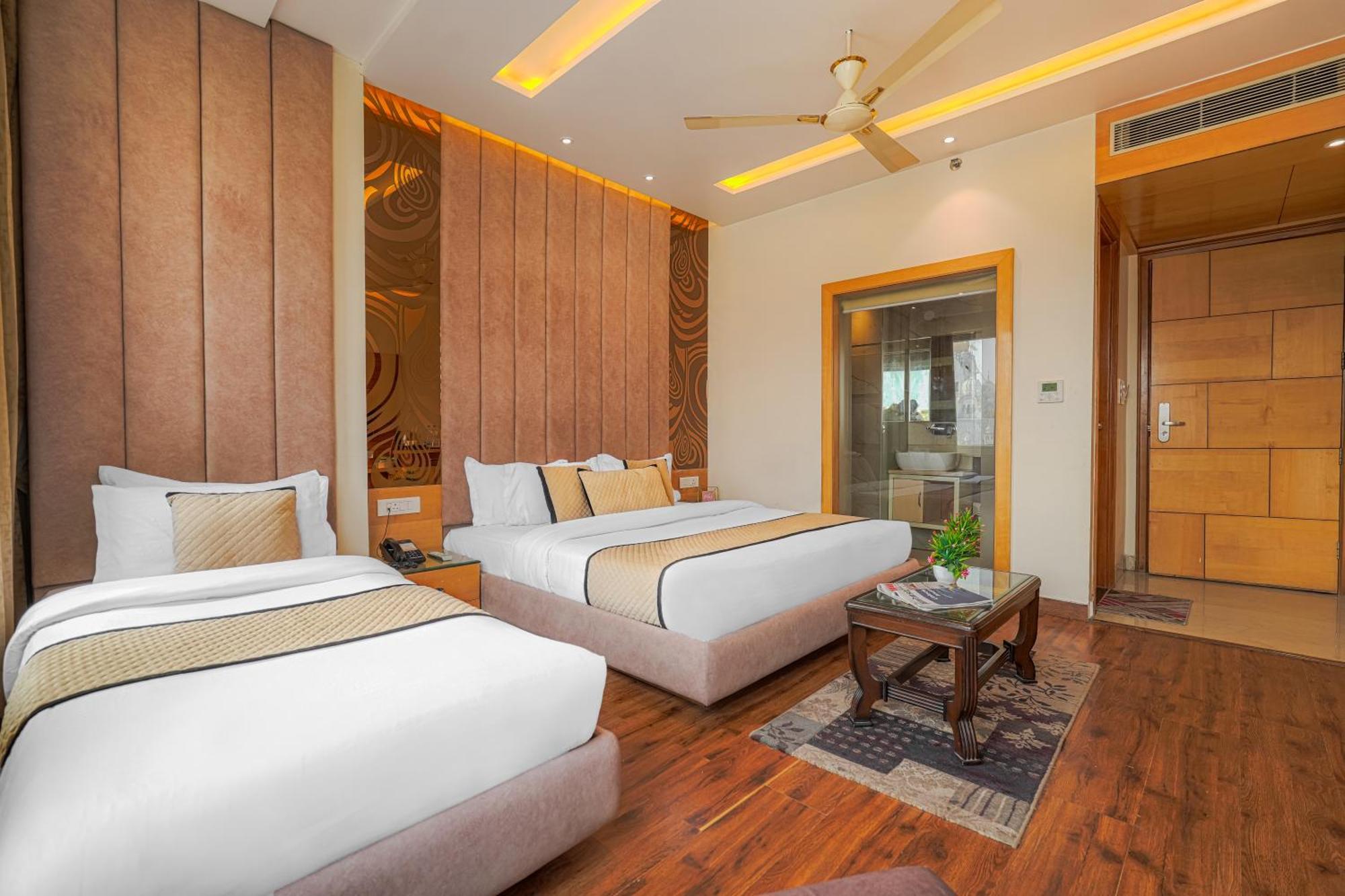 Csjs Inn Hotel Amritsar Bagian luar foto