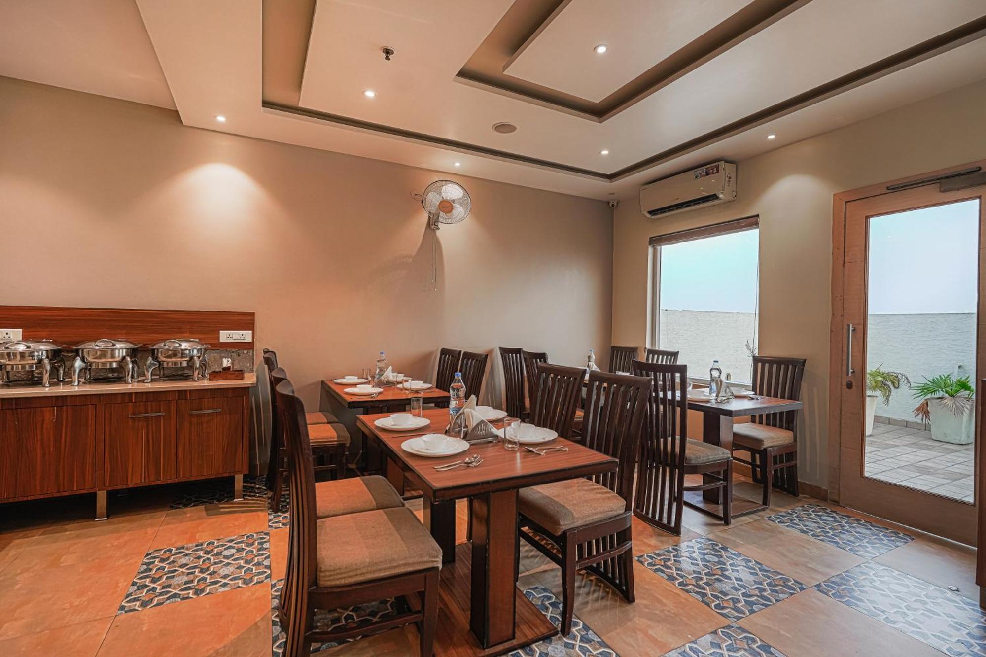 Csjs Inn Hotel Amritsar Bagian luar foto