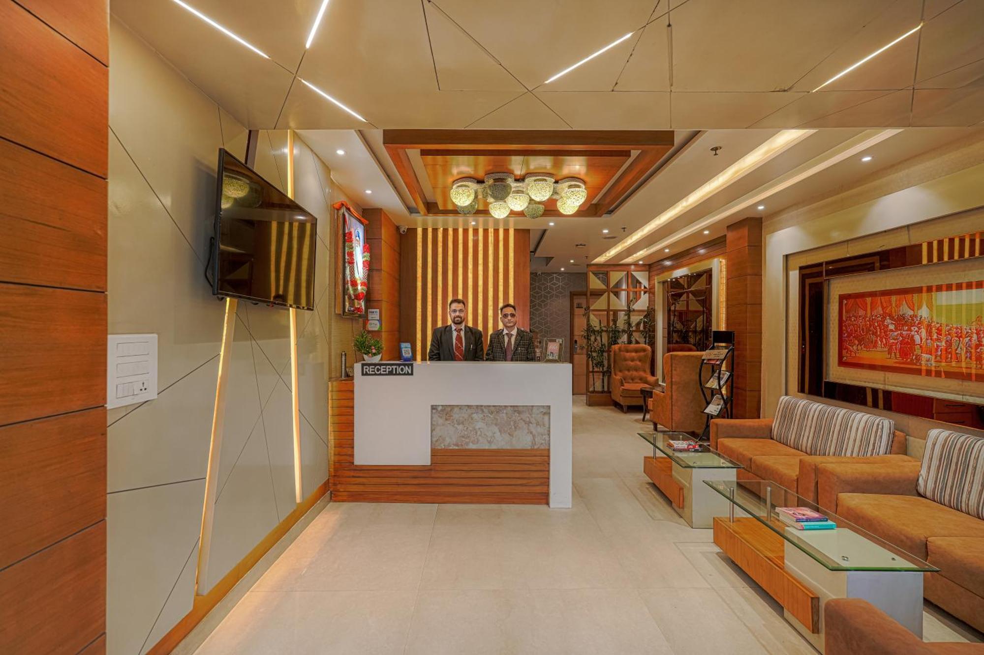 Csjs Inn Hotel Amritsar Bagian luar foto